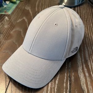 EUC NORTH FACE HAT